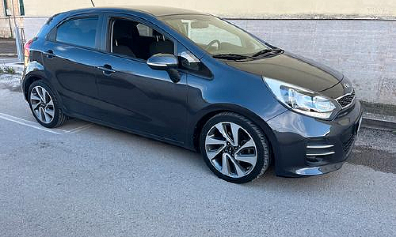 Kia Rio 1.4 Crdi 5P....