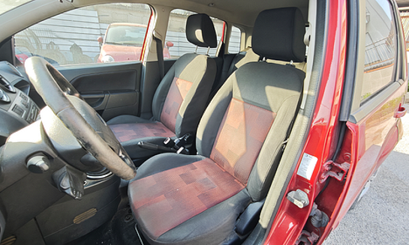 Ford Fiesta 1.4Benzi...