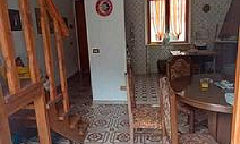 Casa Indipendente Du...