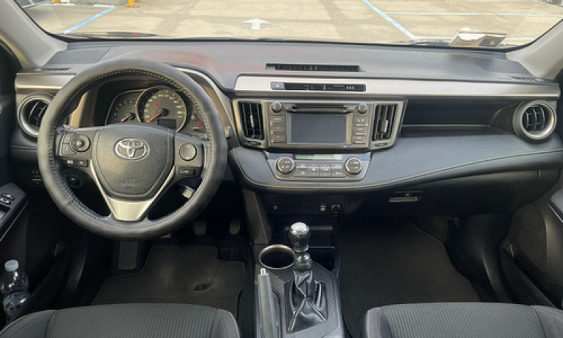 Modello Toyota-Rav4 ...