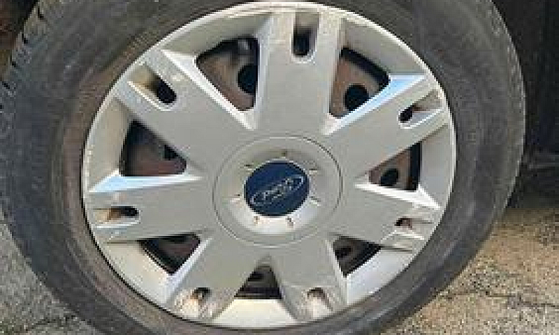 Ford Fusion ...