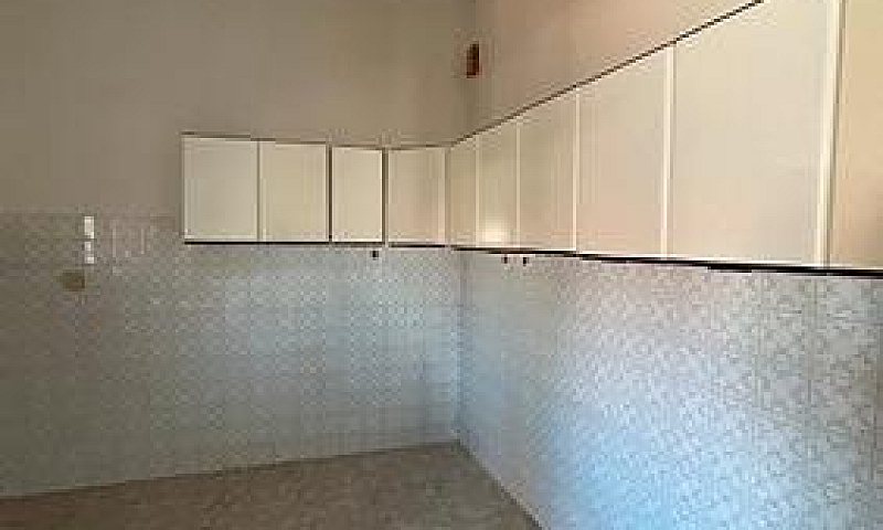 Appartamento A Cabra...