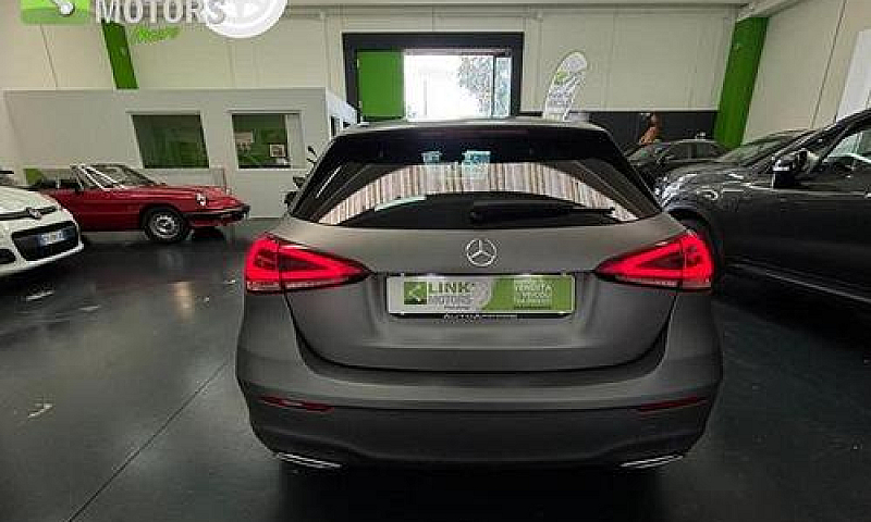 Mercedes-Benz A 180 ...