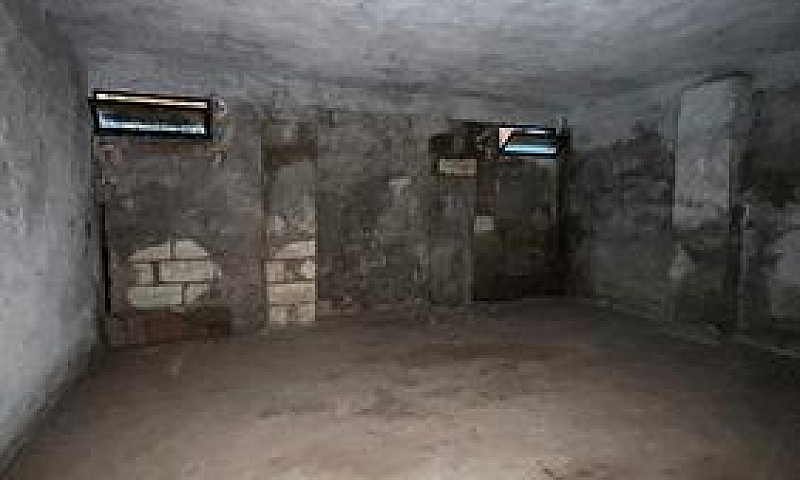 Grande Cantina...