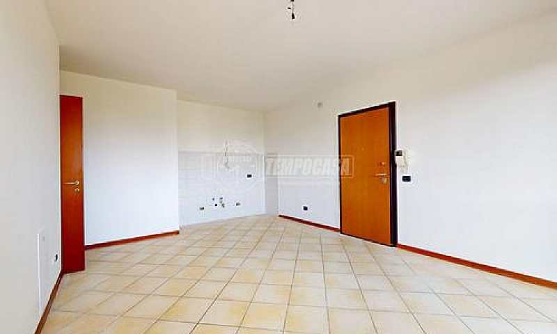 Trilocale Con Balcon...