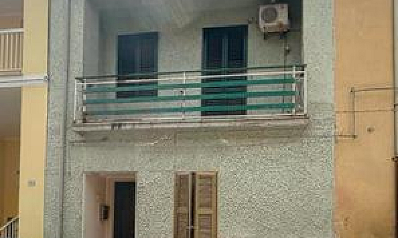 Casa Indipendente Ne...