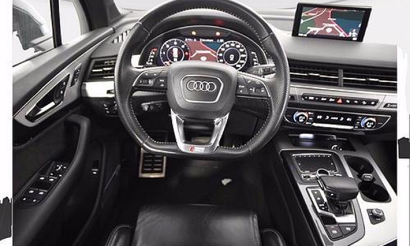Audi Q7...