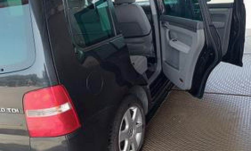 Touran Volkswagen ...