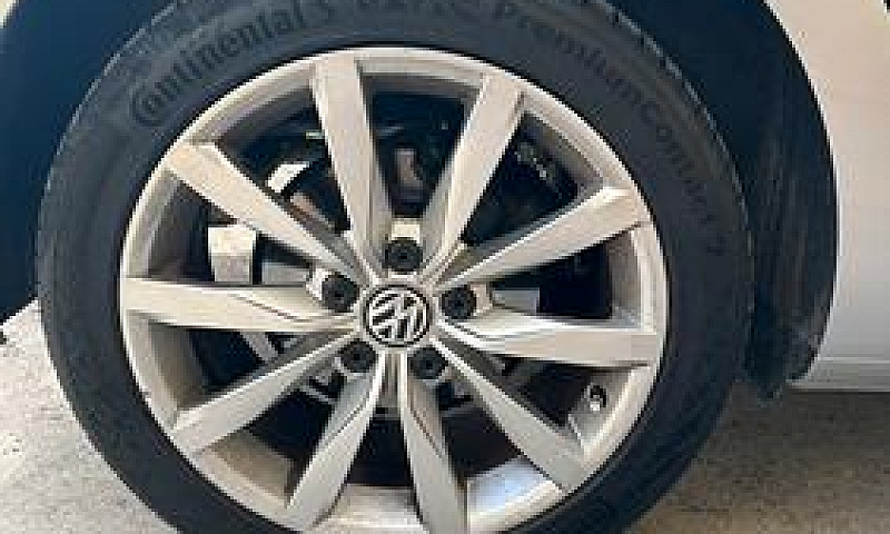 Volkswagen Golf 7...