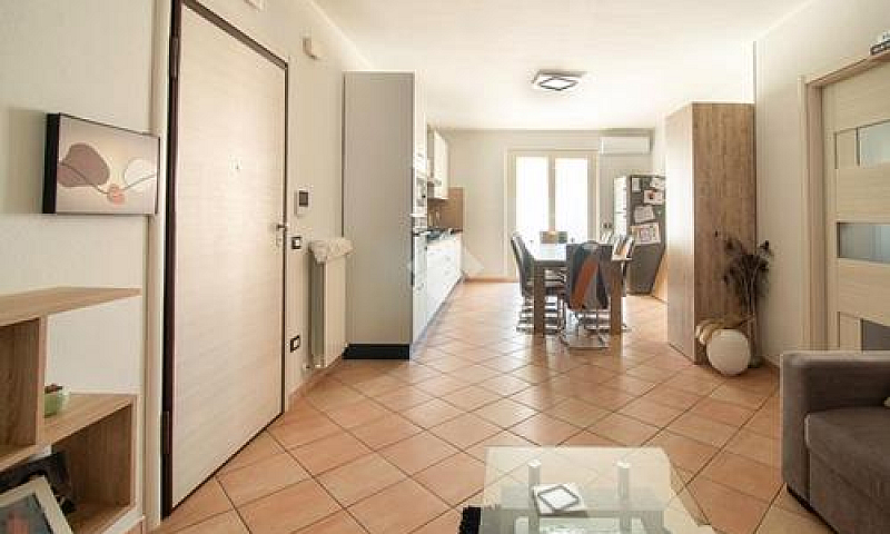 4 Locali A Martinsic...