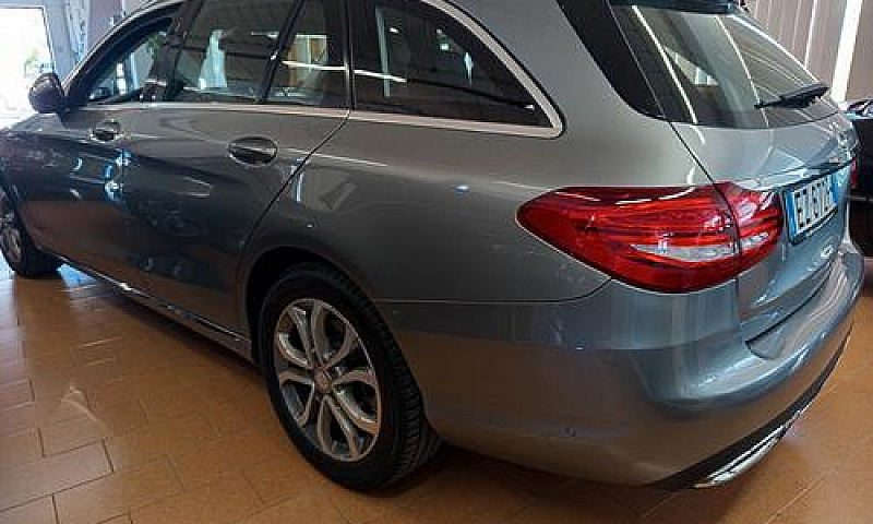 Mercedes-Benz C 200 ...