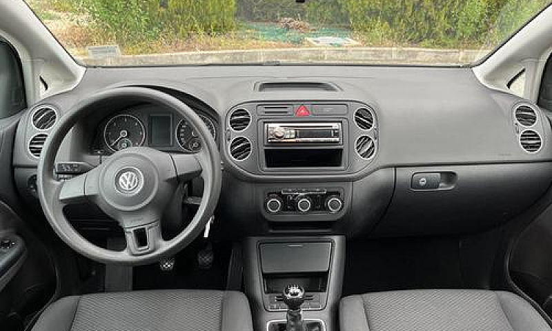 Volkswagen Golf Plus...