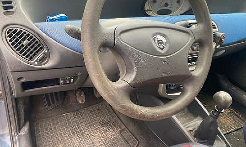 Lancia Y 1.2I Cat El...