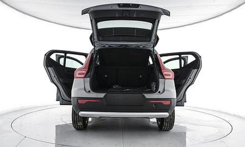 Volvo Xc40 B3 Mild H...