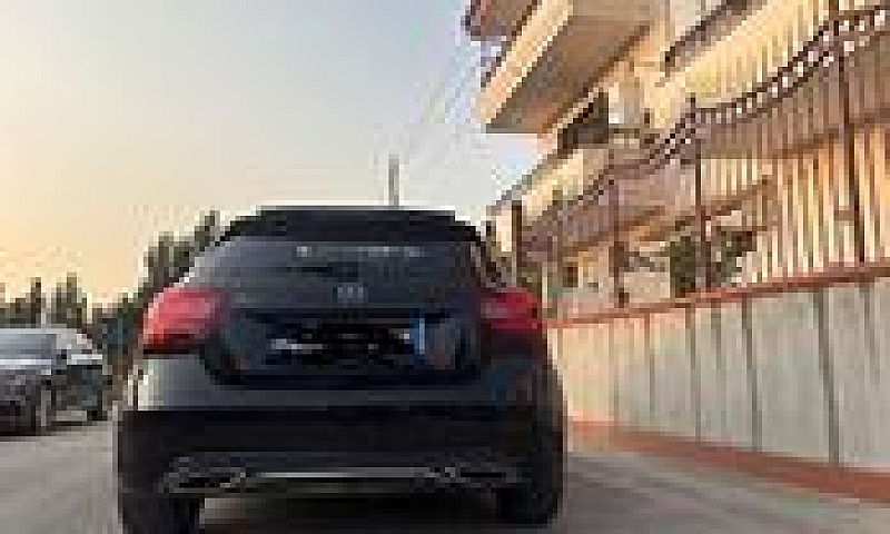 Vende Mercedes Class...