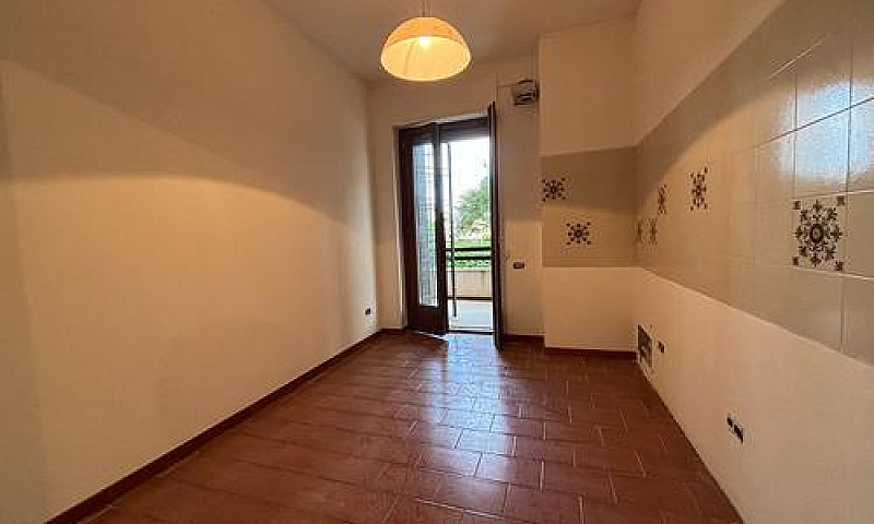 Trilocale Con Cucina...
