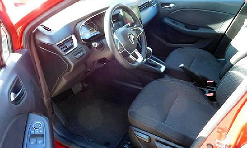Renault Clio Hybrid ...