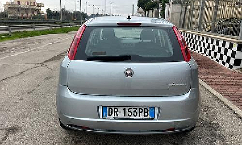 Fiat Grande Punto 1....