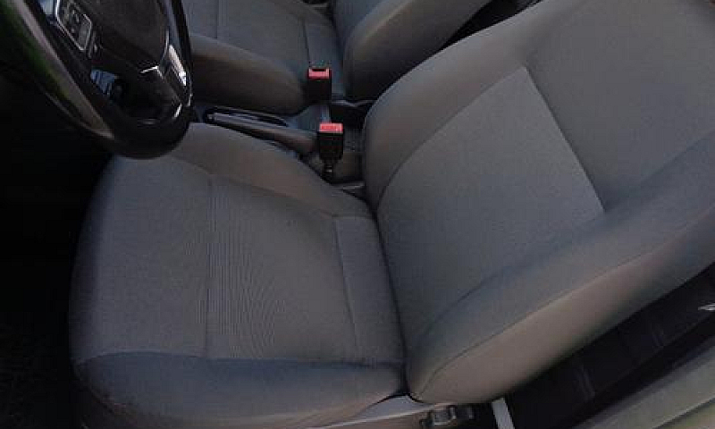 Volkswagen Caddy 1.6...