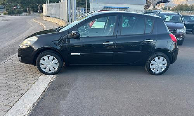Renault Clio 1.2 16V...