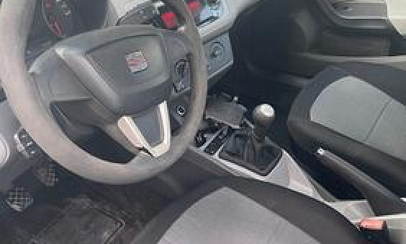 Seat Ibiza 1.4 Benzi...
