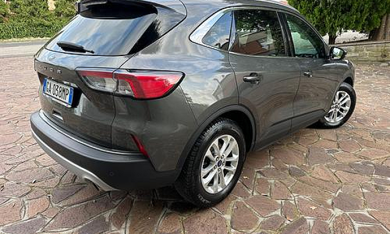 Ford Kuga 1.5 Ecoblu...