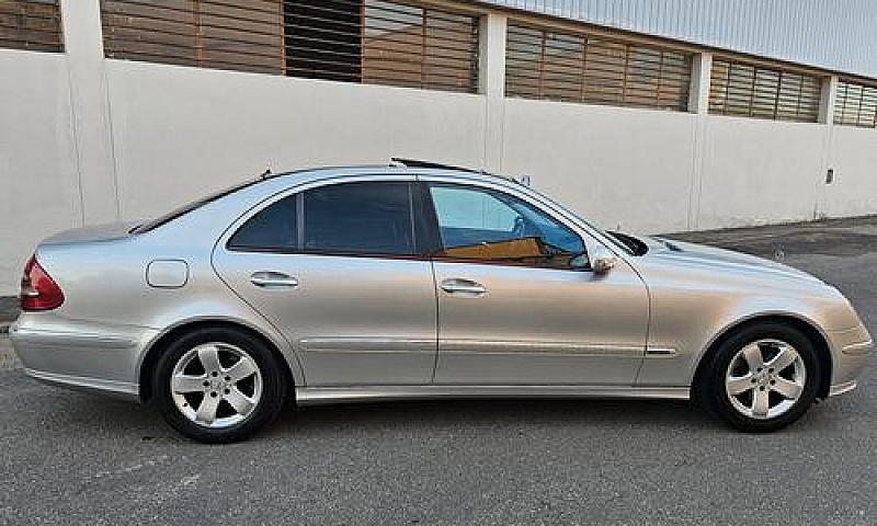 Mercedes-Benz E 270 ...