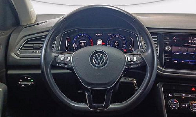 Volkswagen T-Roc 1.5...