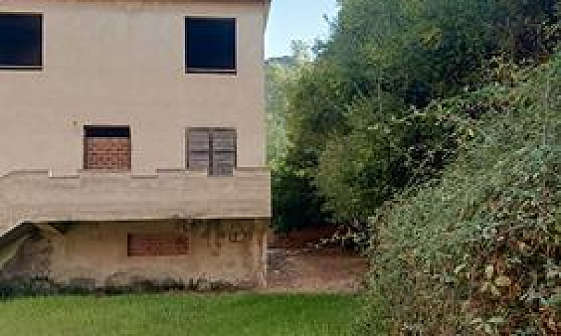 Palazzina Spaziosa C...