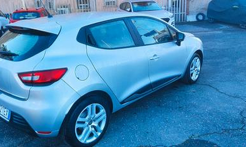 !!Renault Clio 75 Cv...