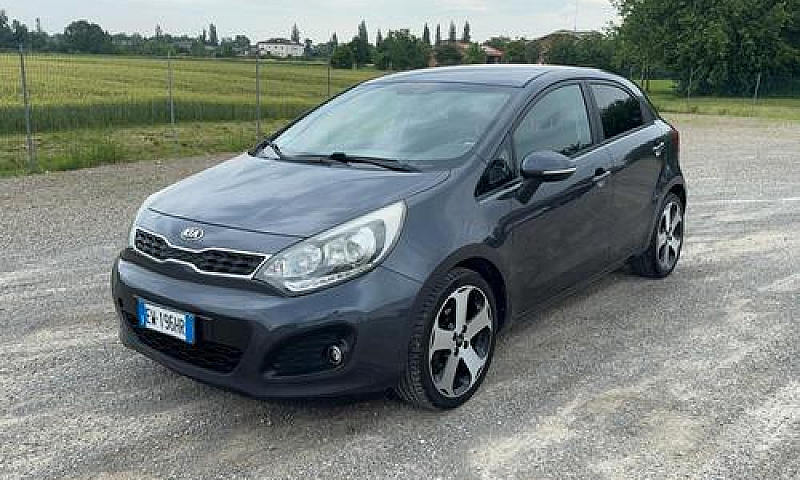Kia Rio 1.1 Crdi 5P....