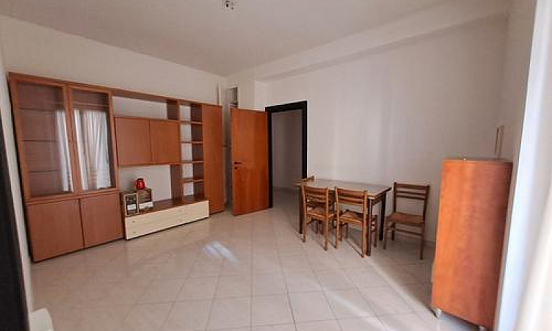 Appart. 3 Locali Via...