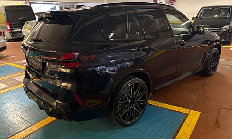 Bmw X5 M Competition...