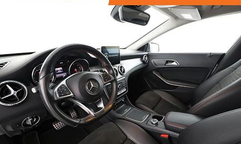 Mercedes-Benz Cla 20...