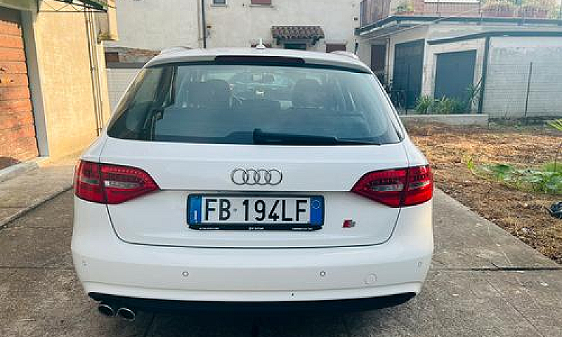 Audi A4 Avant 2.0 Td...