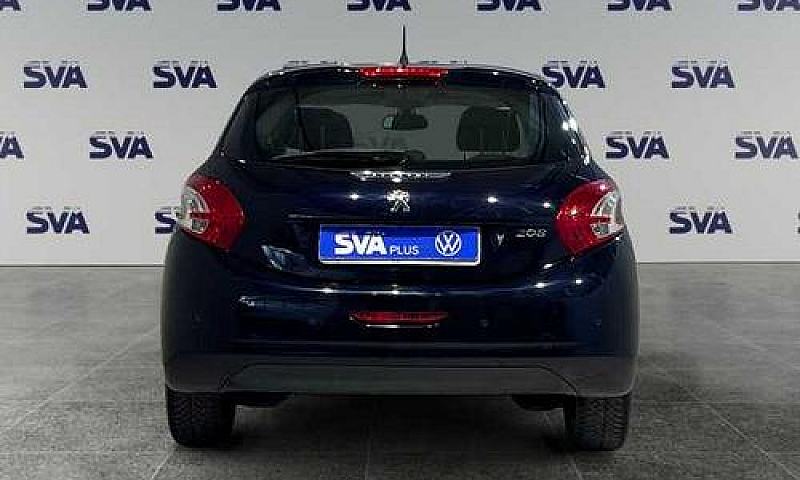 Peugeot 208 1.4Hdi 6...