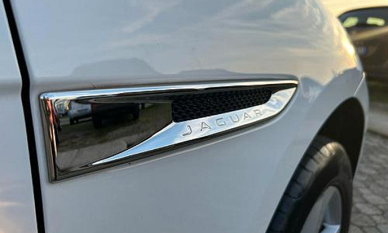 Jaguar F-Pace 2.0 D ...