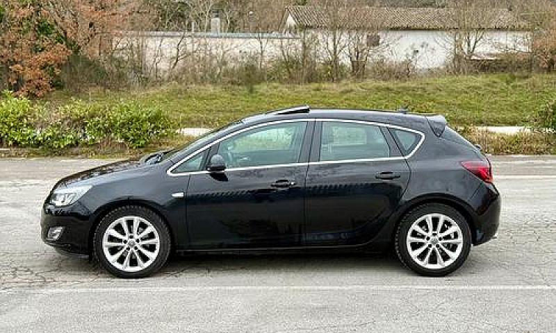 Opel Astra Automatic...