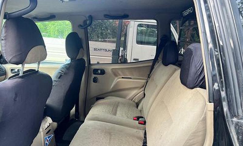 Nissan Terrano Ii - ...