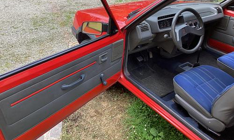 Peugeot 205 950 Look...