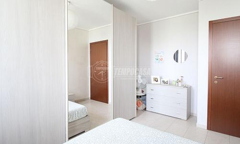 Trilocale Con Garage...