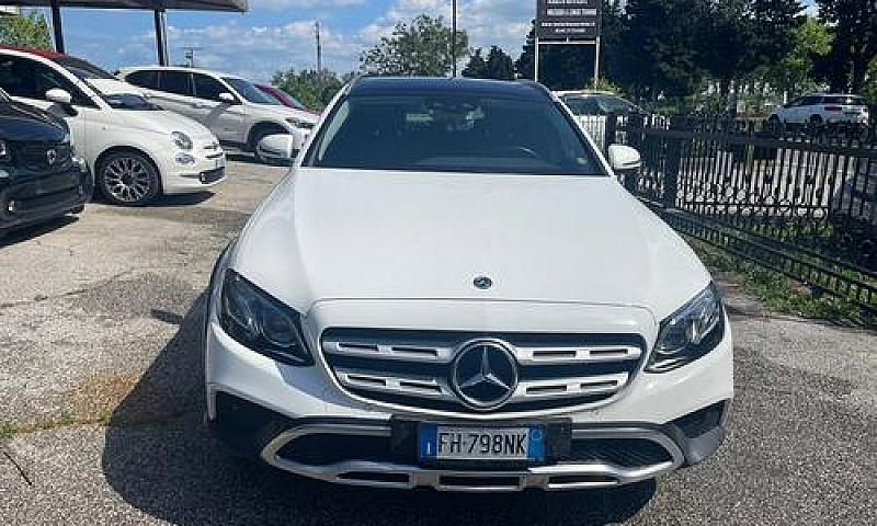 Mercedes-Benz E 220 ...