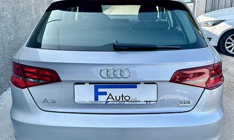 Audi A3 1.6 Tdi,Tett...