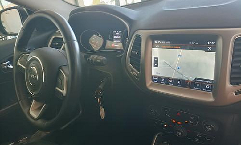 Jeep Compass Longitu...