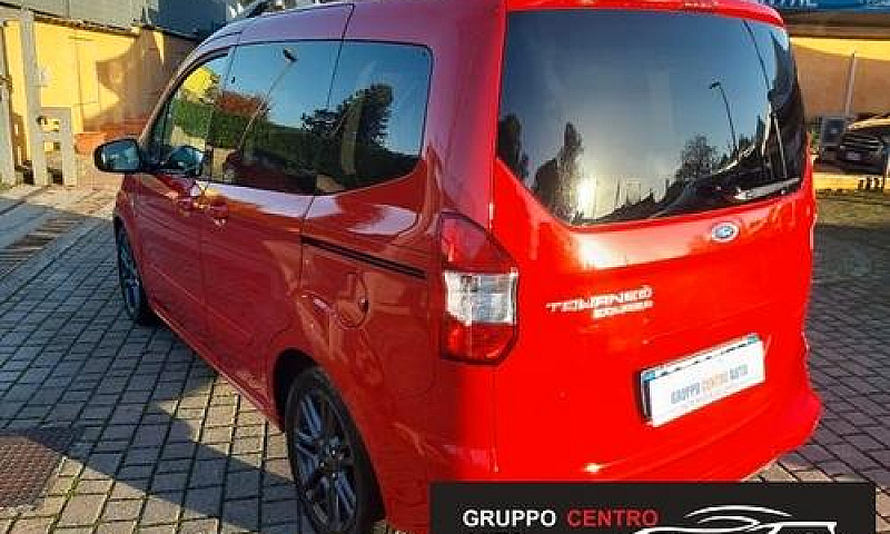 Ford Tourneo Courier...