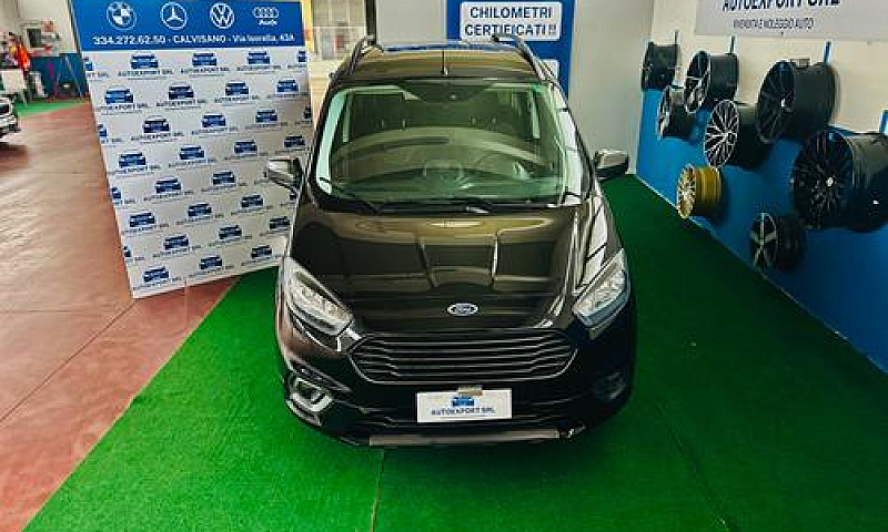 Ford Tourneo Courier...