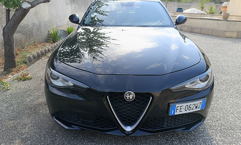 Alfa Romeo Giulia Ve...