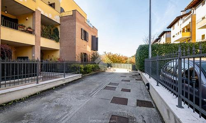 3 Locali A Vignola...
