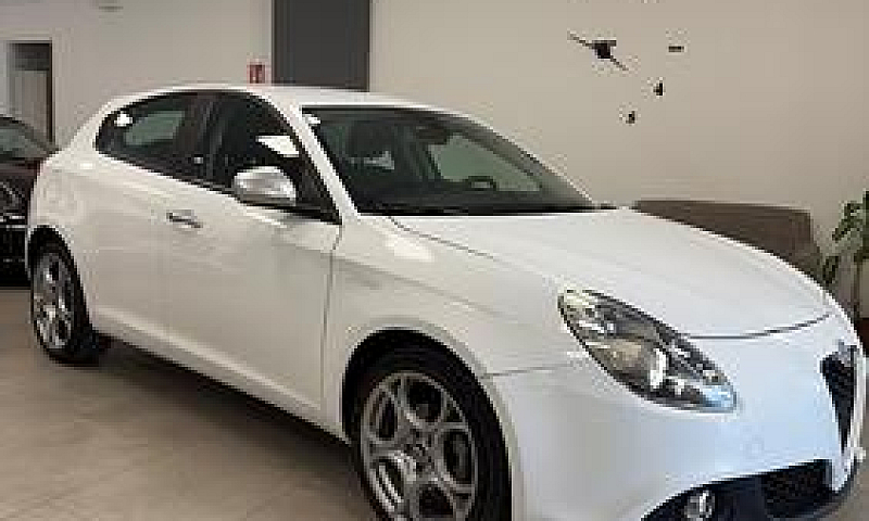 Alfa Romeo Giulietta...