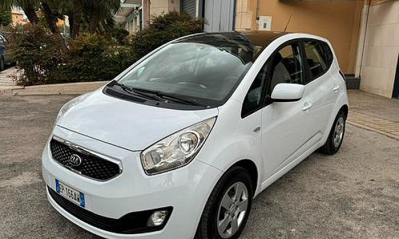 Kia Venga 1.4 Hdi 90...